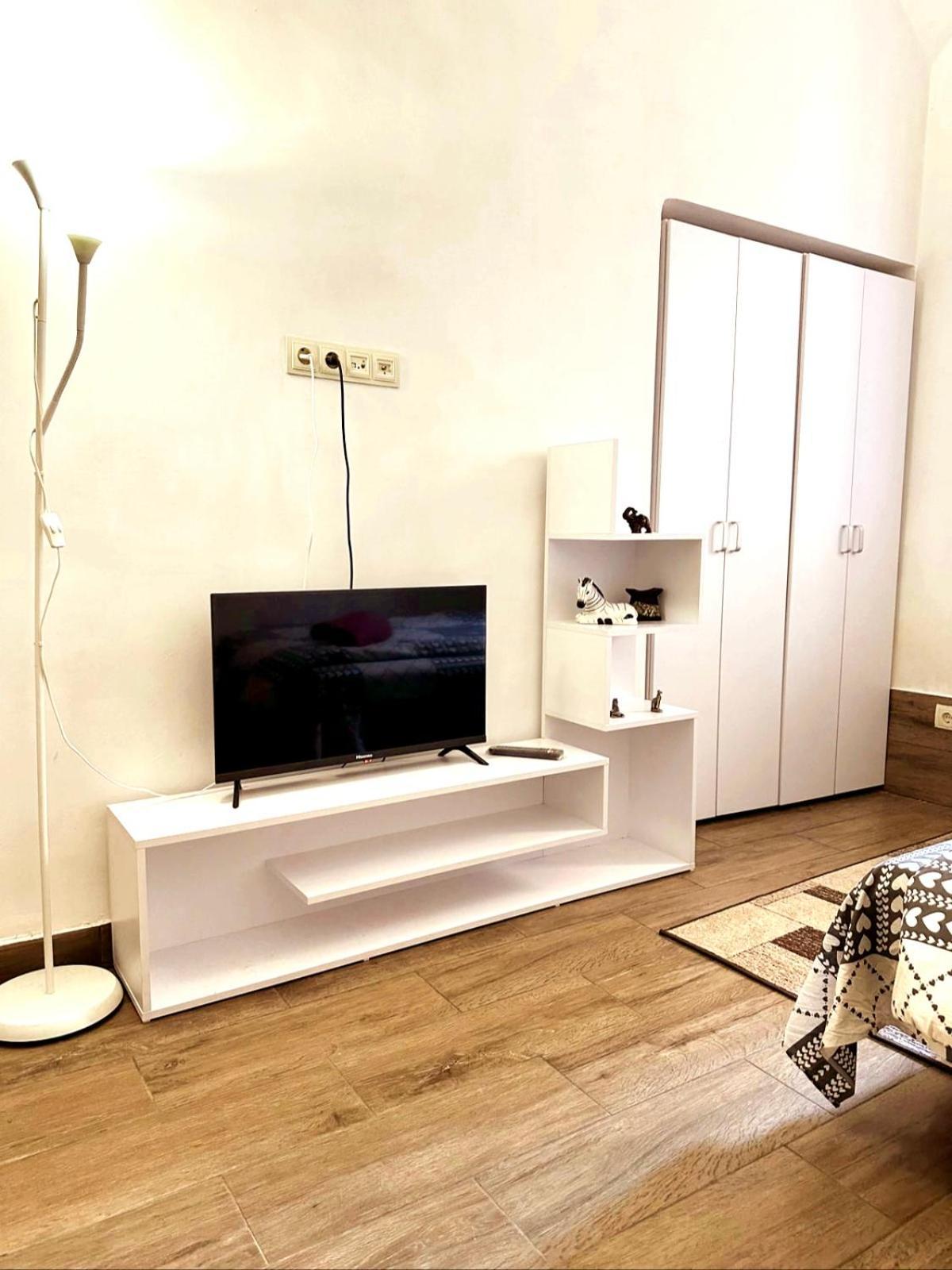 Apartamento Личаківська 4 Leópolis Exterior foto