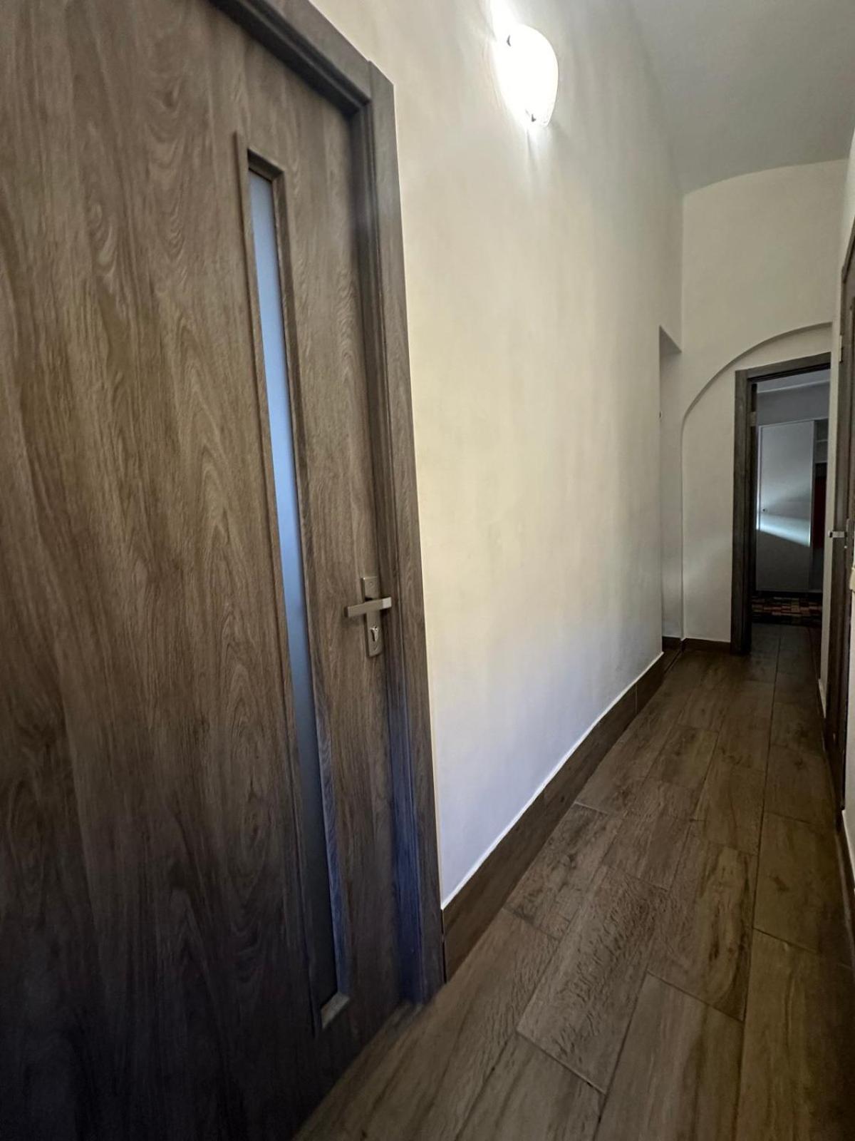 Apartamento Личаківська 4 Leópolis Exterior foto
