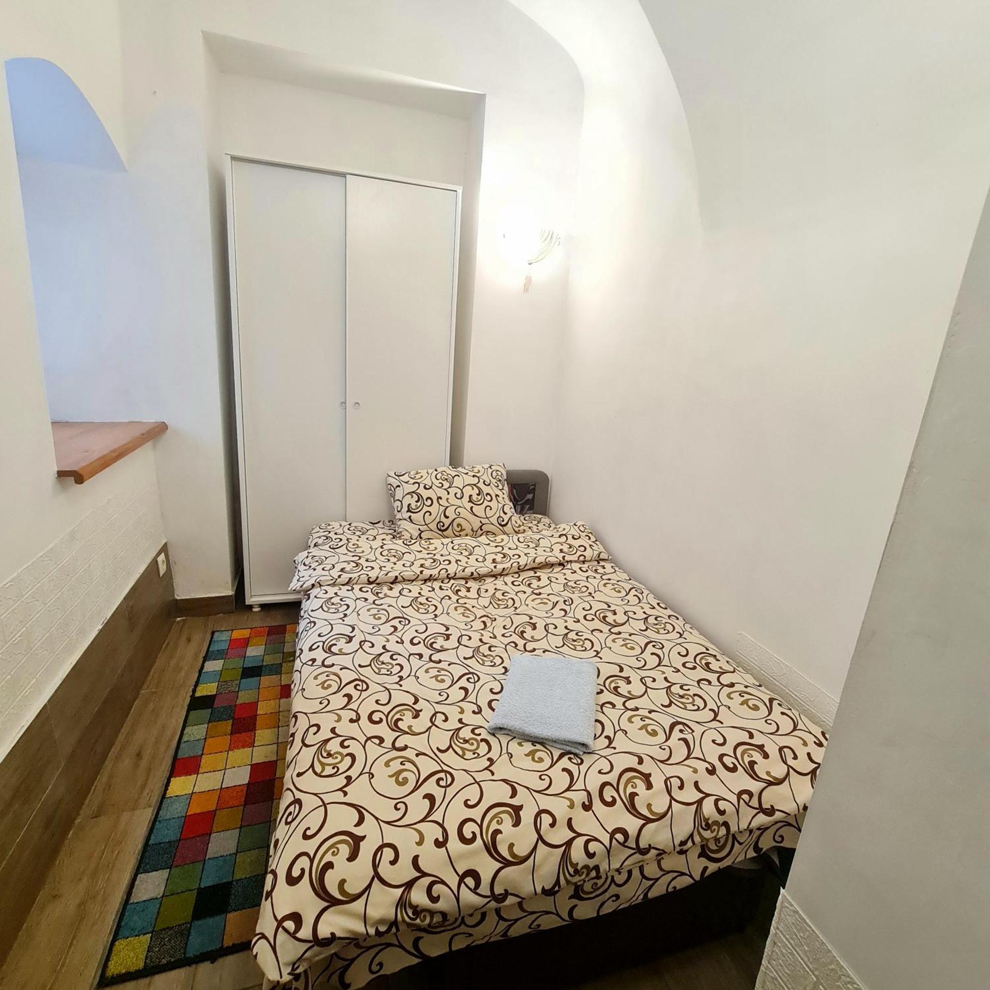 Apartamento Личаківська 4 Leópolis Exterior foto